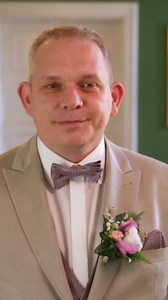 158K views · 962 reactions | Was sollen wir sagen? Jenny und Martin wirken einfach wie ein perfektes Match. 凉 Mit Freude und Humor gehen beide den Schritt in eine gemeinsame Zukunft.  #HadeB  „Hochzeit auf den ersten Blick“ – vorab streamen auf Joyn und am Montag um 20:15 Uhr in SAT.1. | Hochzeit auf den ersten Blick | Facebook