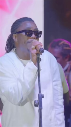 Wally Ballago Seck 🥳❤️ #wallyseckofficiel #wallyseck #musiquetiktok #musique #musiquesenegalaise #senegalaise_tik_tok #senegal #tiktoksenegal🇸🇳 #dakar #fyp #pourtoi