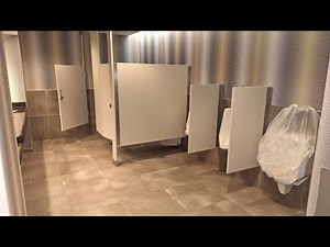DoubleTree Men's Restroom