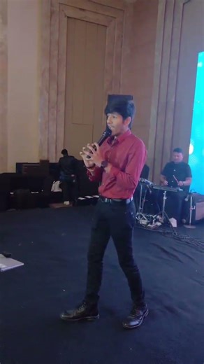 Neele Neele Ambar Par~ Kishore Kumar~ Famous Romantic Song~ By Singer Krishna Chandel in Ghaziabad.