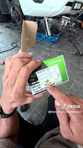 How to Change Brake Pads on a Toyota Hilux