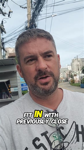 As expats in Thailand, it’s easy to live in our own little bubble — shielded from much of the chaos in the wider world. Maybe that’s why life here feels more peaceful, more focused on happiness. #expat #expatlife | Dan about Thailand