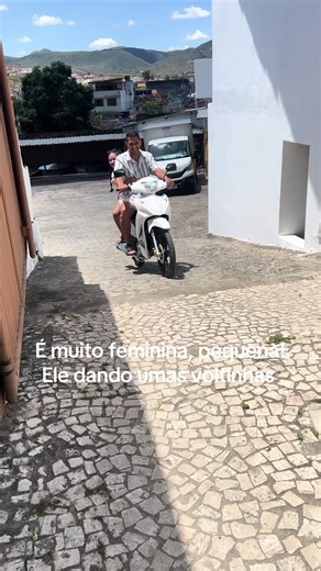 Os vídeos de Joyce Cavalcante (@allanjoycecavalcante) com som original - luke peters !