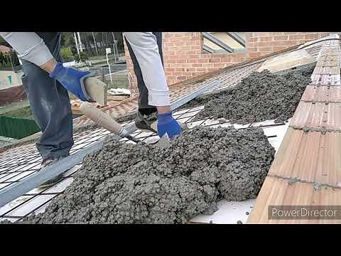 Lightweight concrete with expanded clay aggregate