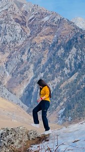 10K reactions · 11 shares | DM FOR SHOOT ❤️ . . . . . #trending #reels #viral #feel #goodvibes #poses #sonamarg #nature #thajwasglaciersonamarg❤️ #goodlife #newone #staysafe #poses #sonamargkashmir⛷️#videography | Umer Kashmir | Facebook
