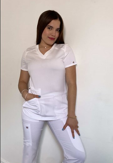 Estilo en el internado médico: Scrubs cómodos y funcionales