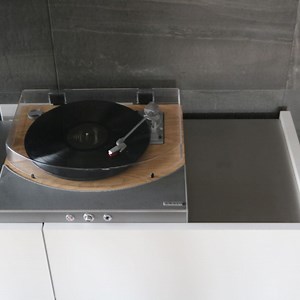 【コスパNO.1】ION AUDIO premierlpをオススメする理由｜比較・評判（ｱｲｵﾝｵｰﾃﾞｨｵﾚｺｰﾄﾞ） | FEM Fashion Blog