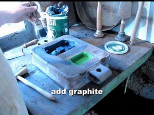 Foundry: Green sand moulding with natural sand