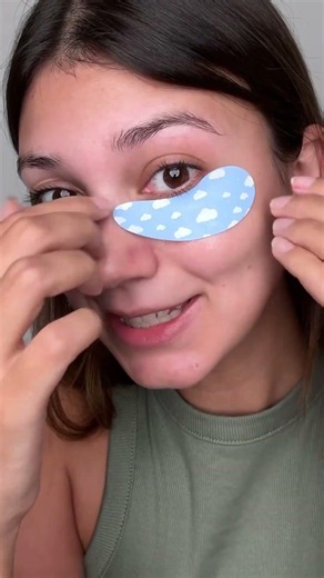 Reusable eye patches