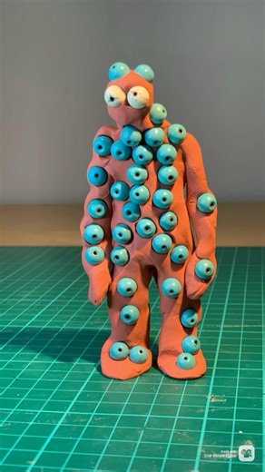 Stop‑motion practice #87 — Gloop’s first transformation. Slow, squishy, satisfying.