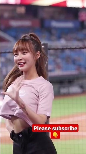 monkeys cheer || baseball