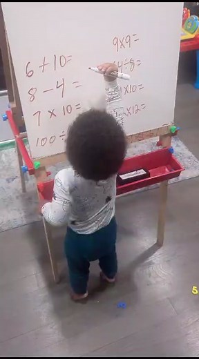 My 2years old genius❤️🤗🙏🏽#babygenius #smarttoddler #2yearsoldmathskills
