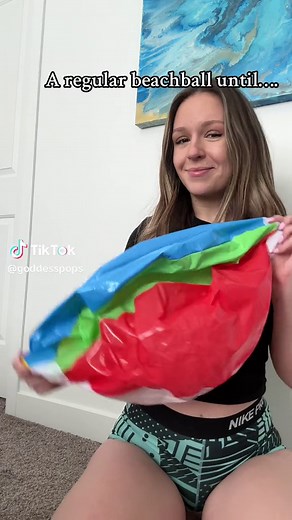 Sit pop aftermath 😂 #beachball #intex #inflatables #inflate #sitpop #beachballpop #sitpopping #inflate #loonergirl
