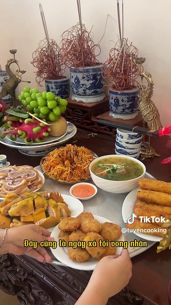 Mùa Vu Lan: Ngày Lễ Ý Nghĩa và Mâm Cúng Truyền Thống