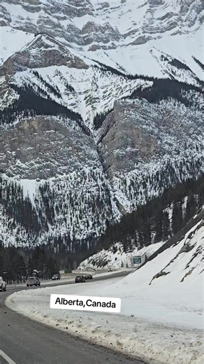 Exploring Alberta's Natural Beauty in Canada