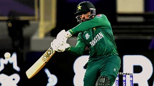 16M views · 479K reactions | The ultimate finisher  Will Asif Ali be called upon again to steer Pakistan to victory today? Vote for your ICC Men's #T20WorldCup 2021 Upstox Most Valuable Team here  bit.ly/3wl3zFE | ICC - International Cricket Council | Facebook