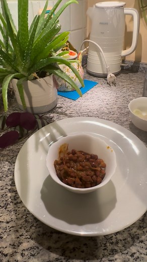 391K views · 2.2K reactions | AUTHENTIC DESI GHUGNI  Chana boil? Nahi! Yahan chana pehle MASALE ME BHUNA jata hai… tabhi banta hai REAL DESI TASTE! Ek baar try karoge toh addict ho jaoge  #DesiGhugni #BoldFlavors #RoastedChana #IndianStreetFood #FoodReels | CookingShookingwithsoni | Facebook