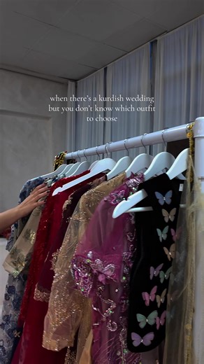 Kurdish Wedding Fashion Choices: Outfit Dilemma