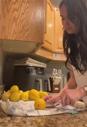 Delicious Sunday Night Lemonade Recipe