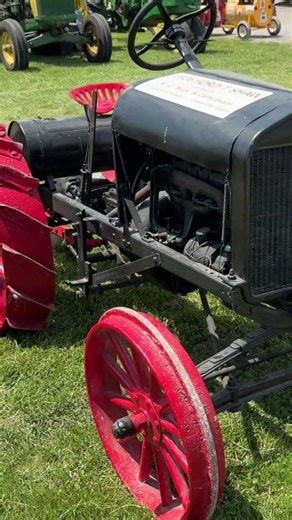 1926 Ford Model T Tractor 👍 Greenville Illinois tractor show