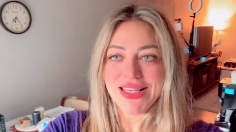 Geevon Vintage 14" Silent Wall Clock Non Ticking Analog Wall Clock Quartz Decorative Battery Operated Clock for Bedroom/Living Room/Kitchen/Office Decor