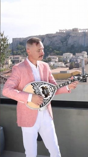 Zorba's dance! #greekmusic #zorba #bouzouki #traditionalmusic #greekculture #mediterraneanvibes