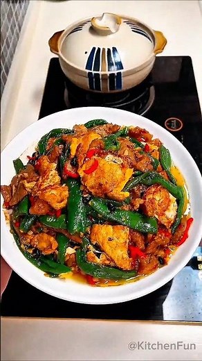 One Bowl of Rice Is NOT Enough! Spicy Green Chili Chicken 🔥