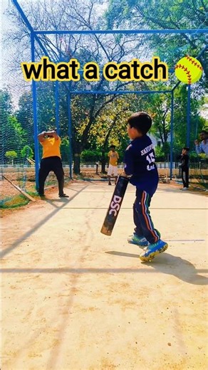 🤪Nice catch 🫴🥎 #explore