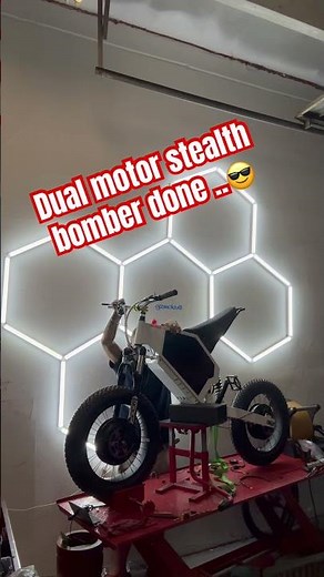 I built a dual motor stealth bomber Ebike 72v 4000w #gizmobuilt #customebike #stealthbomber #ebike