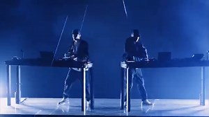 12K views · 176 reactions | TRINIX mashed up Daft Punks greatest hits live in Paris 烙❤️‍ | 1001Tracklists | Facebook