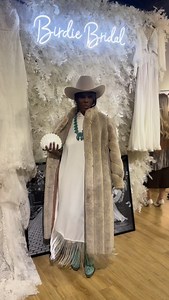 The fashion that goes to see that fashion 🥂 #westernfashion #westernstyle #cowgirlfashion #weddingfashion | Cowboys & Indians Magazine