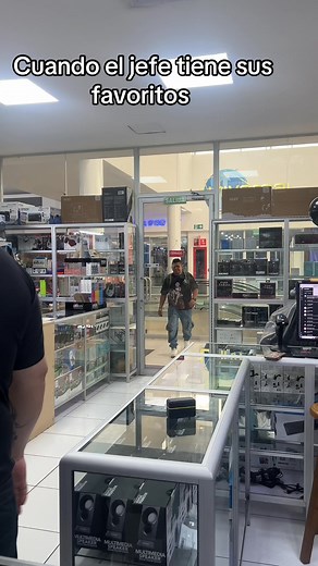 1.6M views · 17K reactions | #tecnologia #humor #mundo #mundoazul #technomusic #comedy #pc | Mundo Digital - Tech & Gaming | Facebook