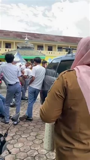 Mug Kopi Tahan Panas Dingin di Lampung