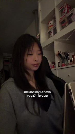 Discover the Lenovo Yoga 7i Experience