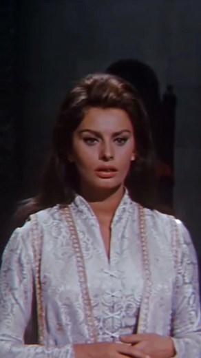 Sophia Loren in El Cid (1961) #sophialoren #sophialorenedit #elcid #elcid1961 #perioddrama #vibeyvidzz