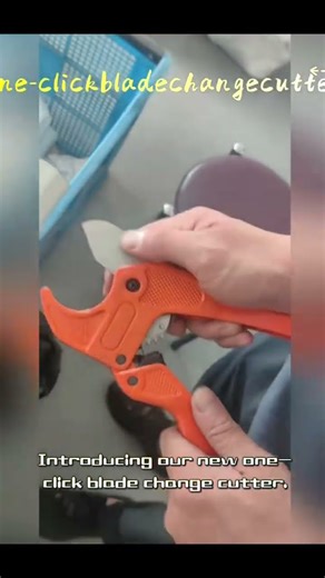 longer life-span one-step blade-changing pipe cutter #plumbing#pipecutter #diy#pvccutter#plumbing