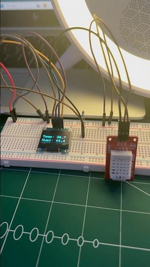 Temperature sensor DHT22 in Arduino | Arduino projects 2025