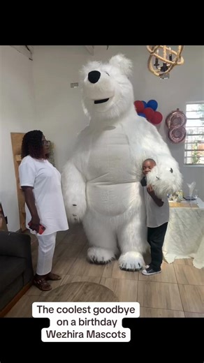 Coolest Goodbye Celebration at Ivory Café