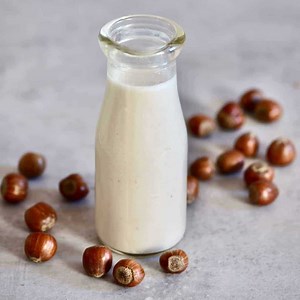How to Make Hazelnut Milk