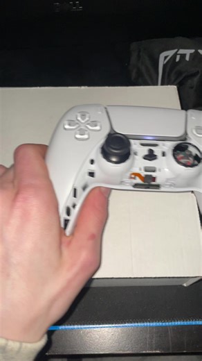 Après un gros 130$#fyp #ps #playstation #controller #new @Malik_X_MTB @keeway f-act 50🗿 @Mede_sct @Lou @Malik_X_MTB @loic_sct_mtb @jn @MARCO