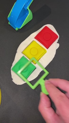 Exploring Favorite Traffic Light Colors