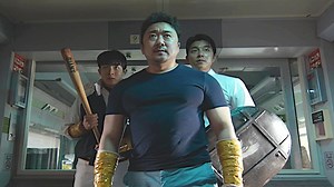 【動画】【映画紹介】感動の結末！ゾンビに侵された列車で愛する人を守り抜く！《新感染》のあらすじ