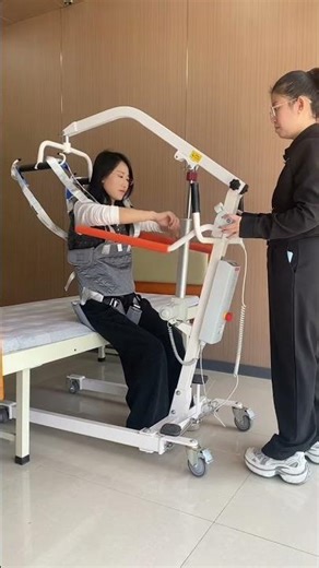 Patient Lift Transfer from Wheelchair to Bed | Electric Hoist Demonstration