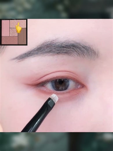 莹润玉透感永不过时⚗️ 新中式只会越画越上瘾 #妆出春日生命力 #春日妆容 #潮妆研究所 #东方美学 #清冷感 @DOU+小助手