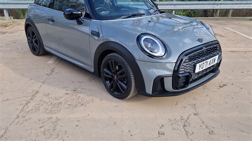 2021 Mini Hatchback Grey Manual, 6 speed Right Hand Drive...