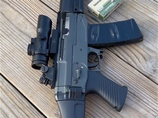 SIG SG 551突击步枪