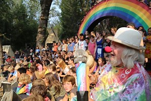 Wavy Gravy—The Hippie Icon Who Fed the Crowd at Woodstock - Best Classic Bands