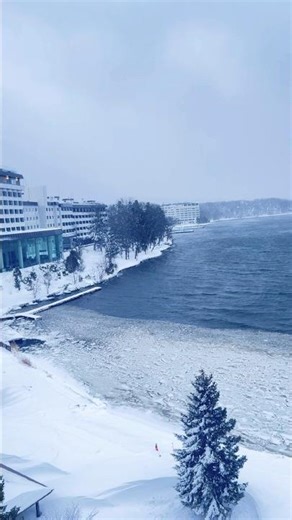 （2025/12/15傍晚）俯看北海道釧路市 阿寒町阿寒湖