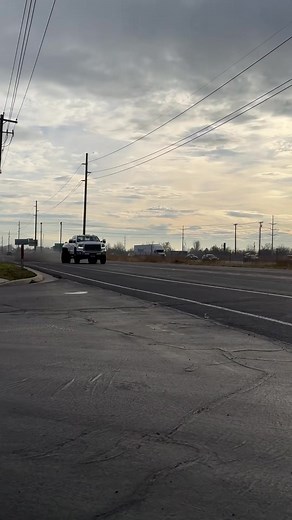 Installing an amazing turbo on an LML Duramax—the BD Diesel Screamer Series turbo! Boost your power and performance. #duramaxdiesel #autoshop #turbo #autorepair #DieselPerformance #TruckLife #EngineBuild #MechanicLife #DieselMods #PerformanceUpgrade | Davesautocenter Tech