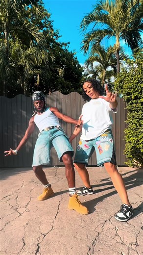 @MR.DANCING IMMORTAL🔥🔥 DC: @PyroTechs #fyp #jamaicantiktok | jamaican tiktok dances